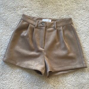 Faux Suede pleated Shorts Camel Beige